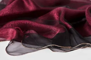 İpek Kenarı Taşlı Şal