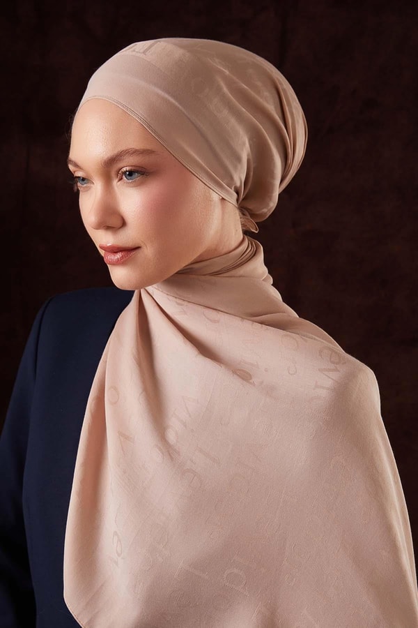 Yazı Baskılı Naia Jakar Şal - 25