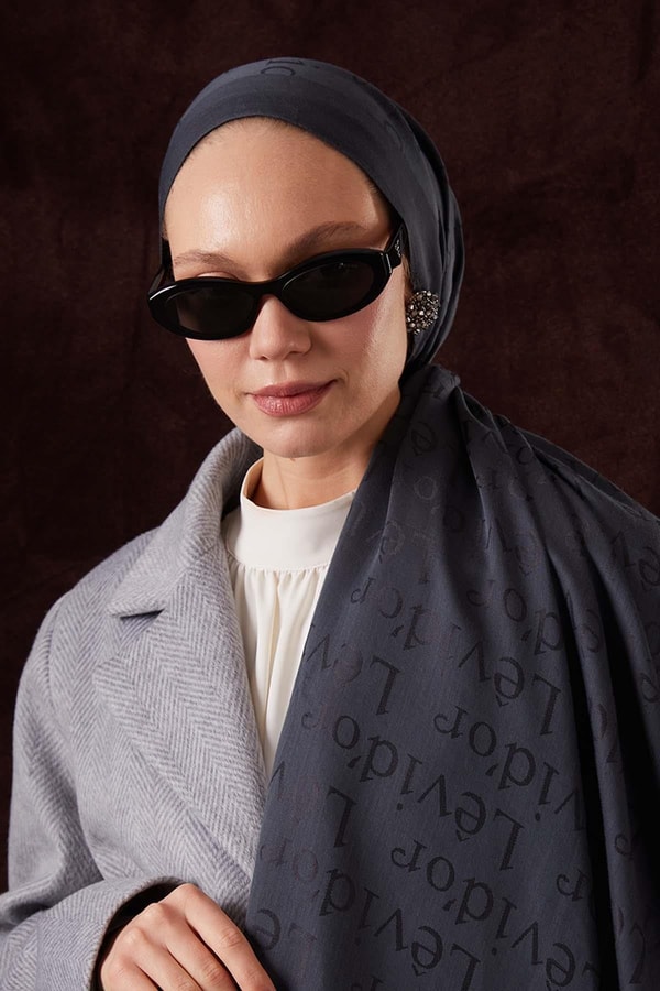 Yazı Baskılı Naia Jakar Şal - 27