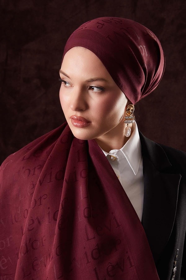 Yazı Baskılı Naia Jakar Şal - 23